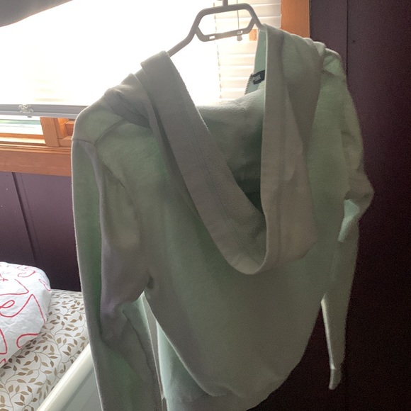This a pink hoodie the Color mint - Picture 2 of 2